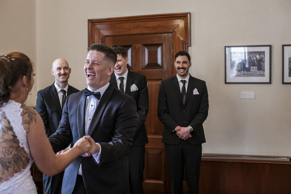 Victorian Marriage Registry Photos a gorgeous couple celebrating their marriage in the Melbourne city