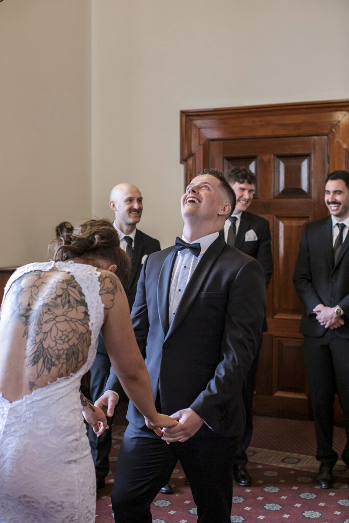Victorian Marriage Registry Photos a gorgeous couple celebrating their marriage in the Melbourne city
