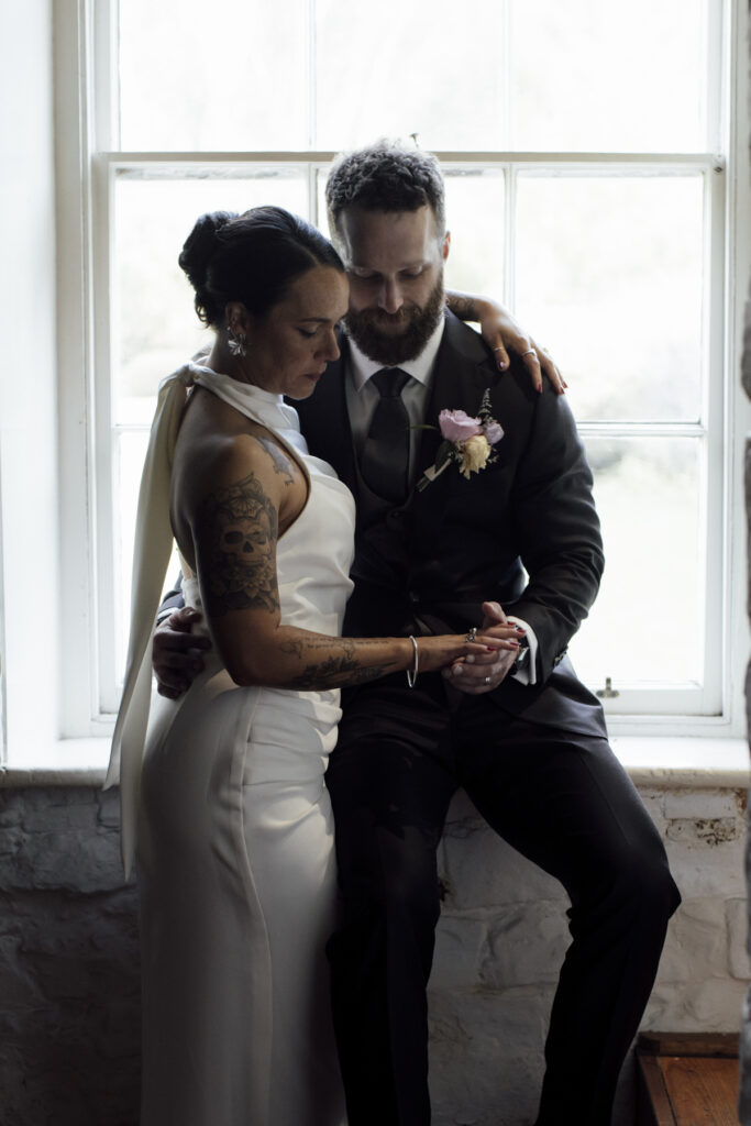 relaxed, candid documentary wedding photography at Emu bottom Homestead in sunbury. Macedon Ranges Wedding Photographer