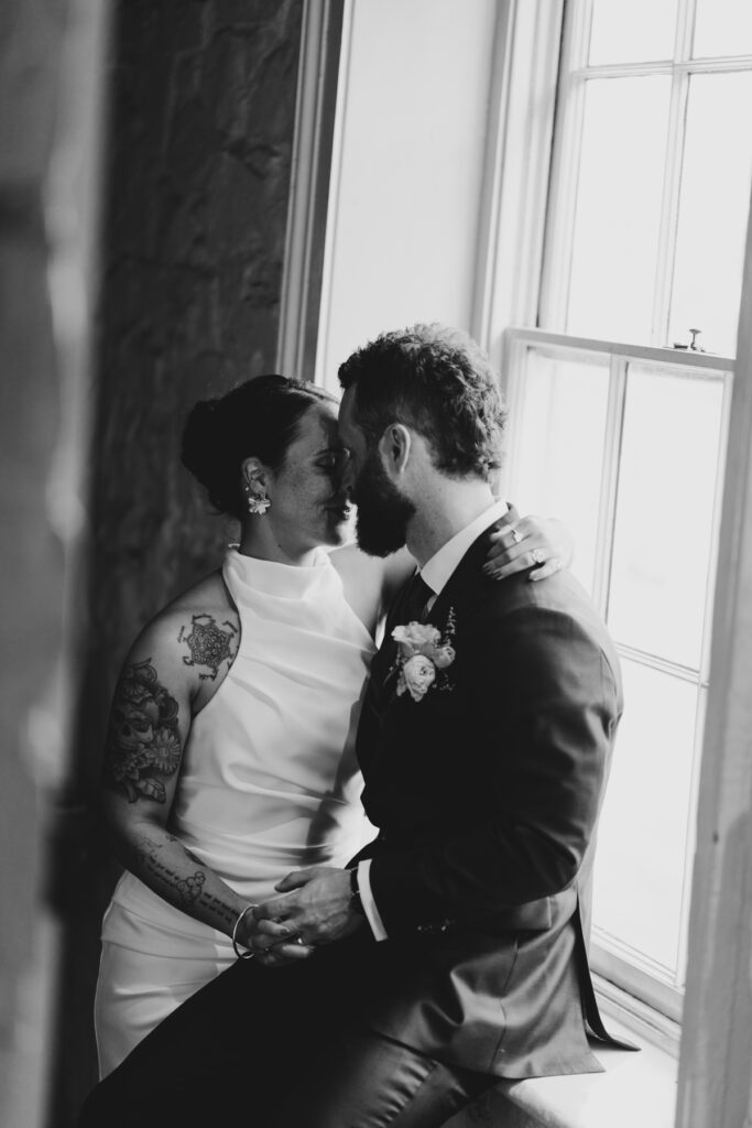 relaxed, candid documentary wedding photography at Emu bottom Homestead in sunbury. Macedon Ranges Wedding Photographer