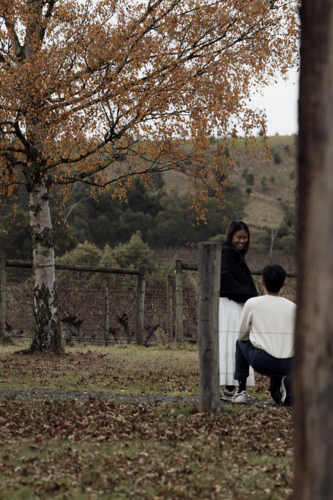 Melbourne Proposal Photography, Yarra Valley proposal. Engagement photos in Yarra Valley. Yarra Valley. Proposal in Melbourne. Cinimatic photography.