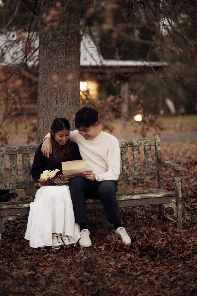Melbourne Proposal Photography, Yarra Valley proposal. Engagement photos in Yarra Valley. Yarra Valley. Proposal in Melbourne. Cinimatic photography.