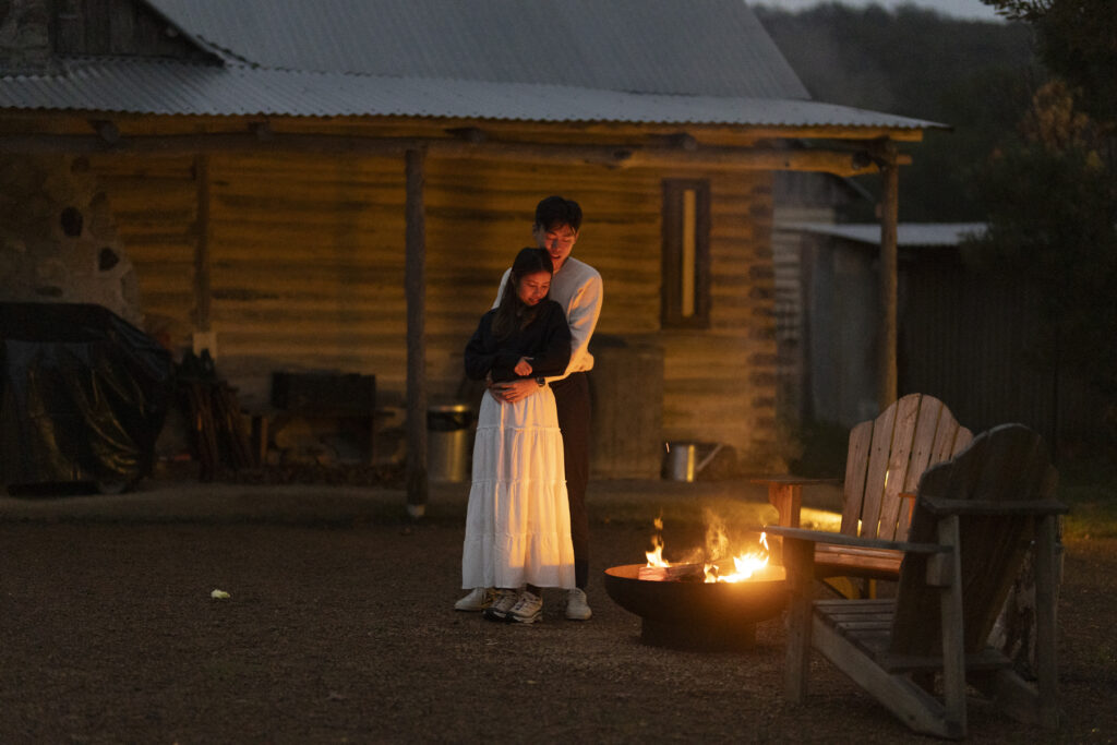 Melbourne Proposal Photography, Yarra Valley proposal. Engagement photos in Yarra Valley. Yarra Valley. Proposal in Melbourne. Cinimatic photography. Carls Hut